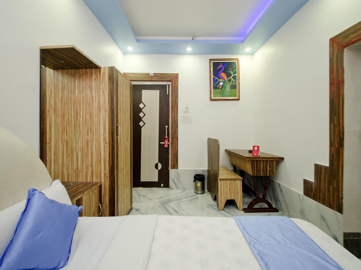 Oyo 8972 Dum Dum Hotel Kolkata Exterior photo