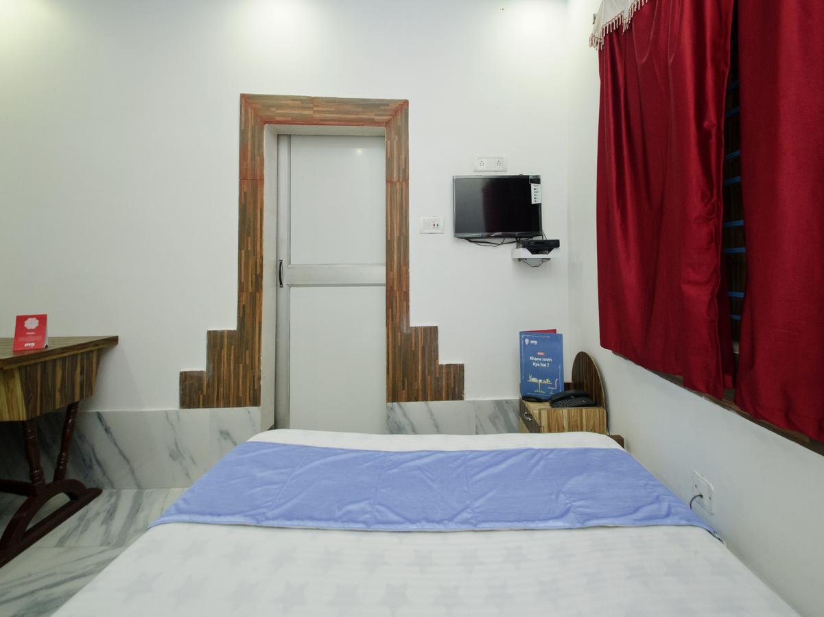 Oyo 8972 Dum Dum Hotel Kolkata Exterior photo
